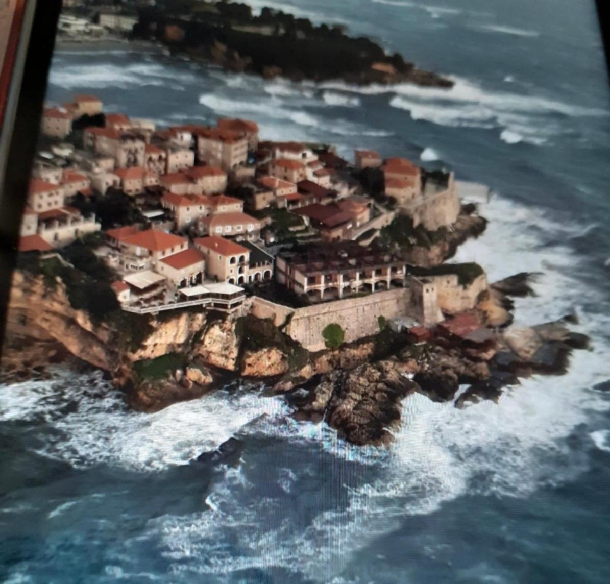 Apartments Zuto ウルツィニ エクステリア 写真